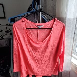 ⭐Womans peach crop top- size m